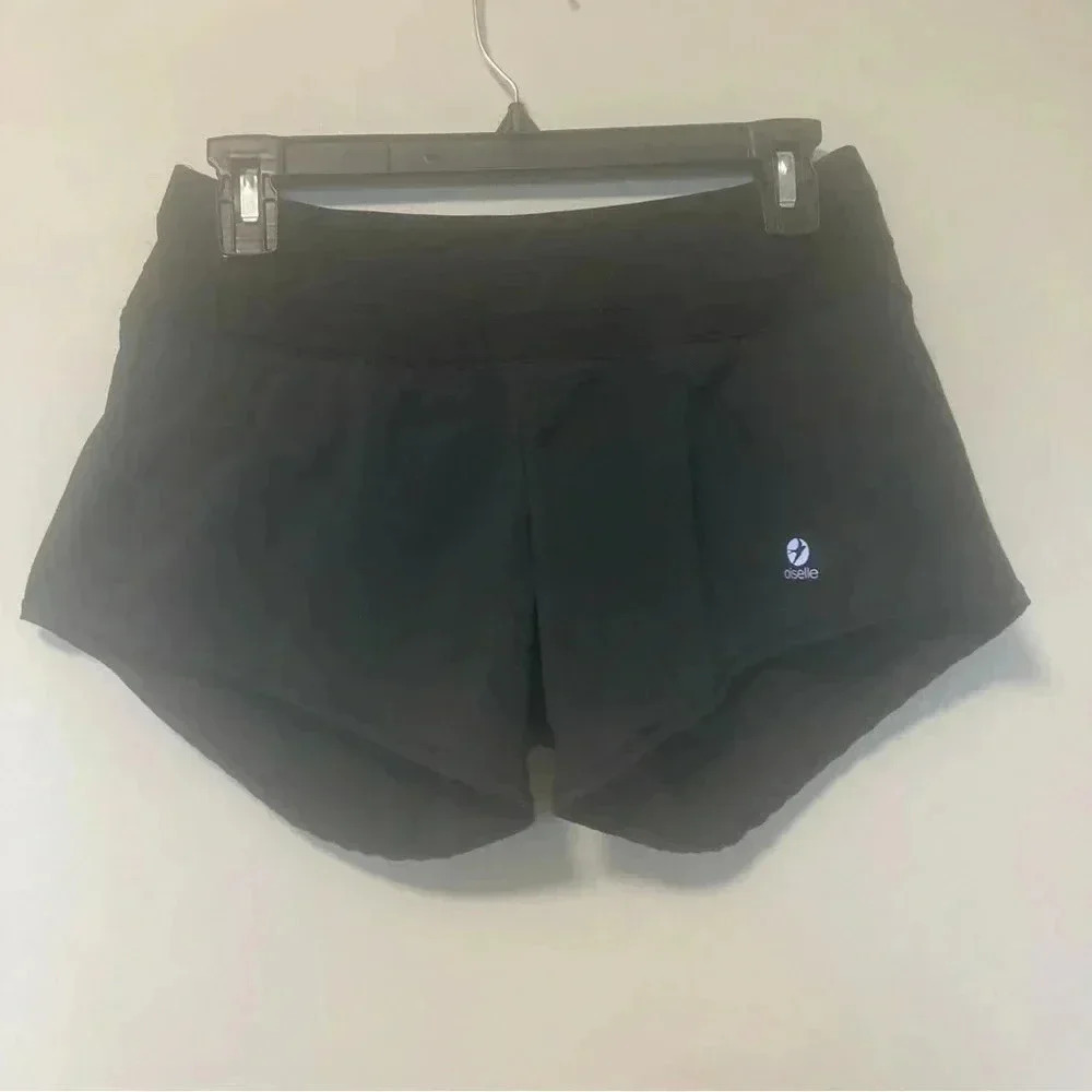 Oiselle  black shorts with integrated underwear